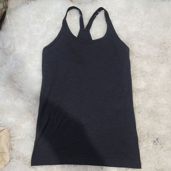 Lululemon charcoal  ribbed racer back size 4-6 - Picture 7 of 7